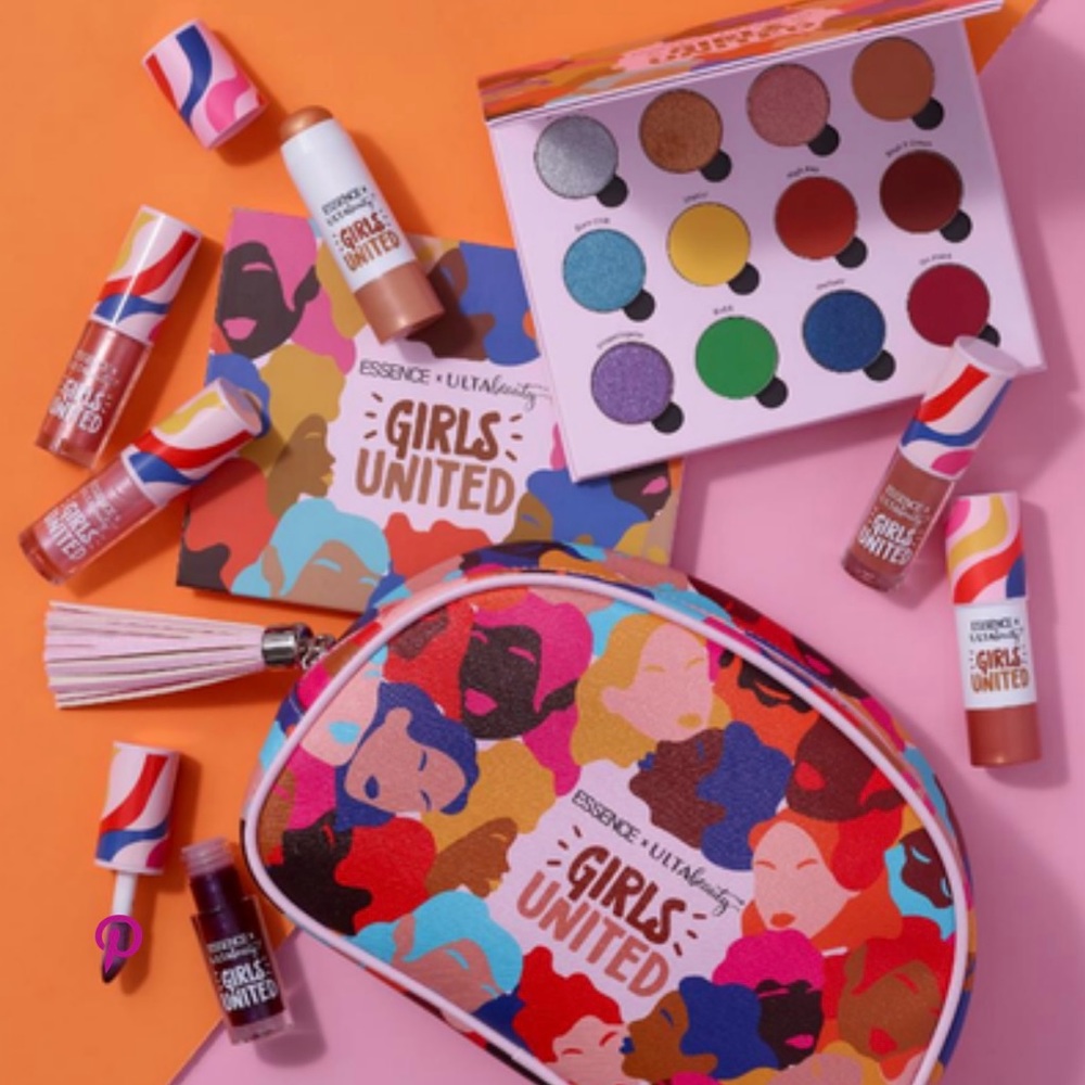 ESSENCE X ULTA BEAUTY COLLECTION GIRLS UNITED COSMETIC BAG